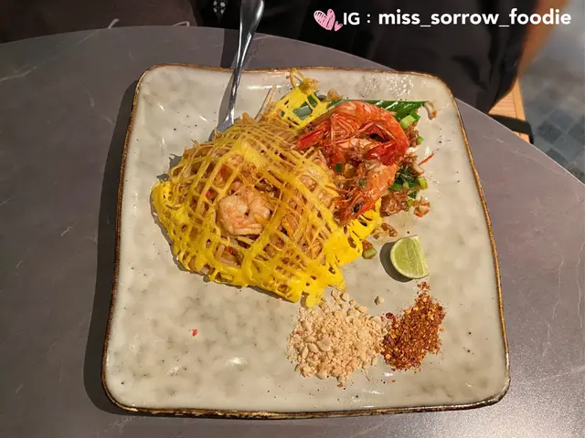 皇宮大蝦蛋網炒金邊粉