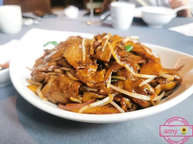 豉油王肥牛炒陳村粉