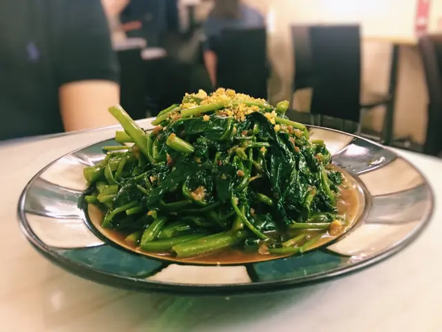 馬拉盞炒通菜
