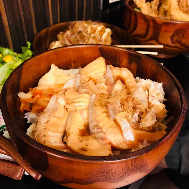 醬燒三文魚腩丼