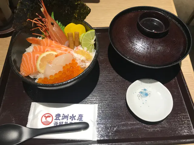 牡丹蝦海鮮丼