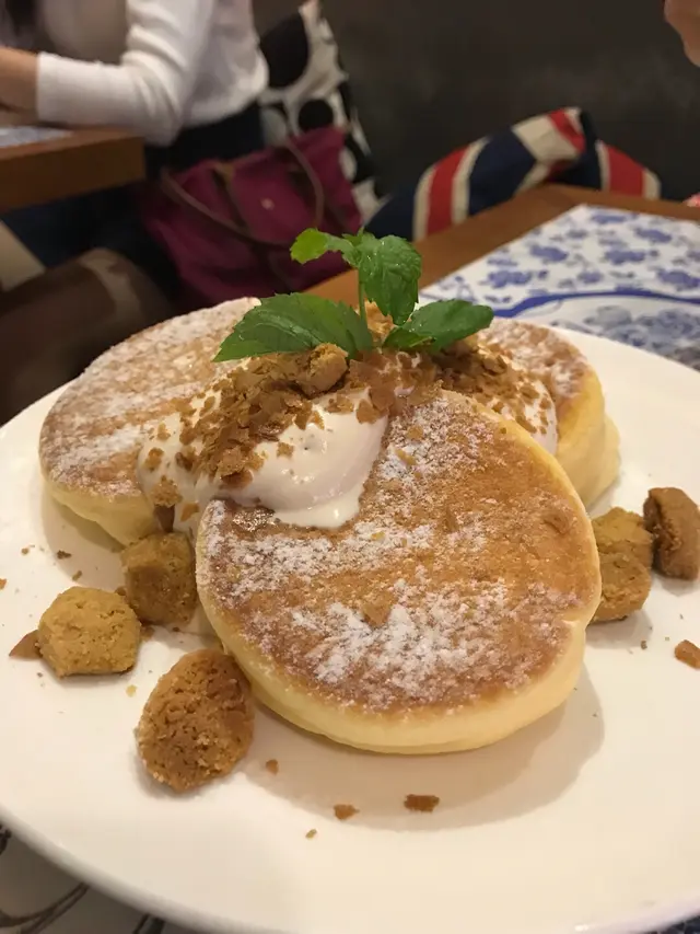 自家製伯爵茶忌廉日式梳乎厘鬆餅