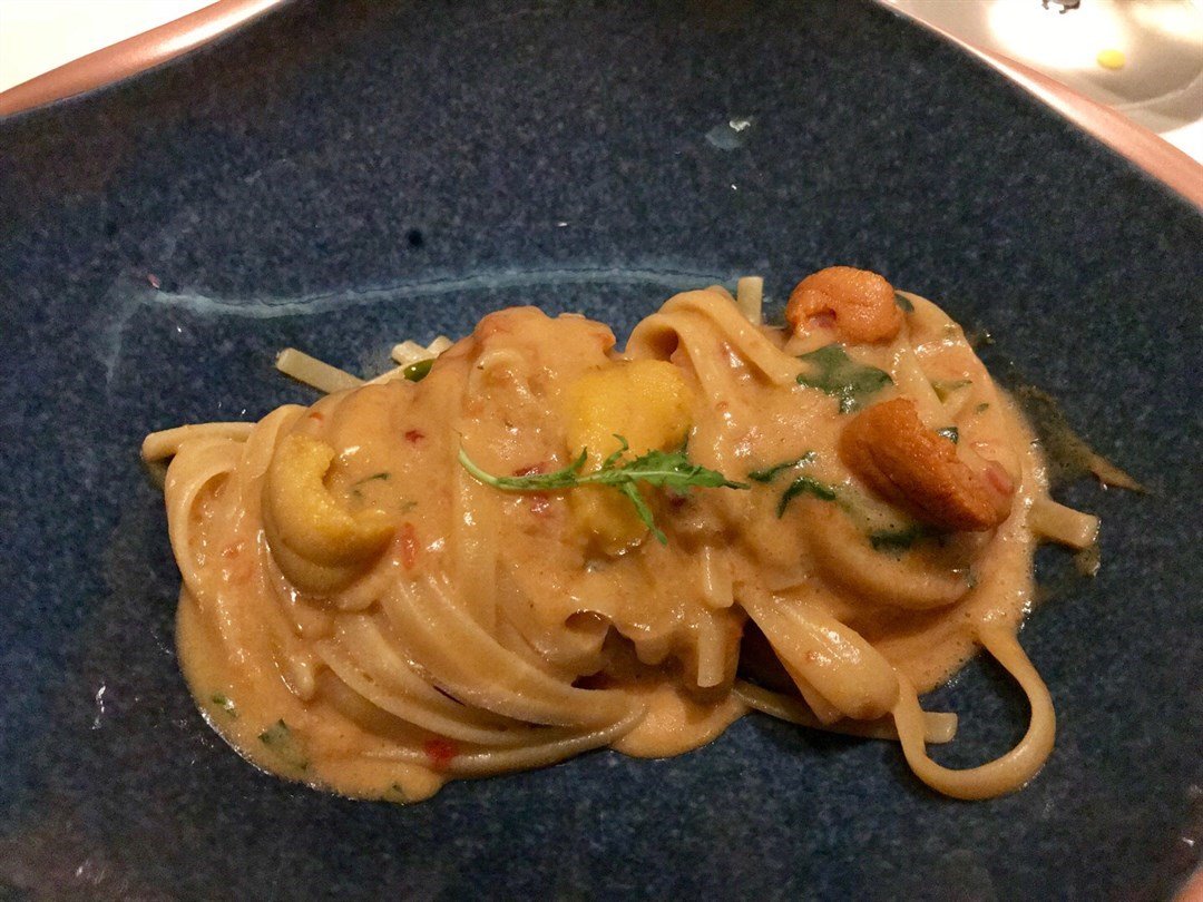 Sea urchin pasta - 8½ Otto e Mezzo BOMBANA's photo in Central Hong Kong |  OpenRice Hong Kong