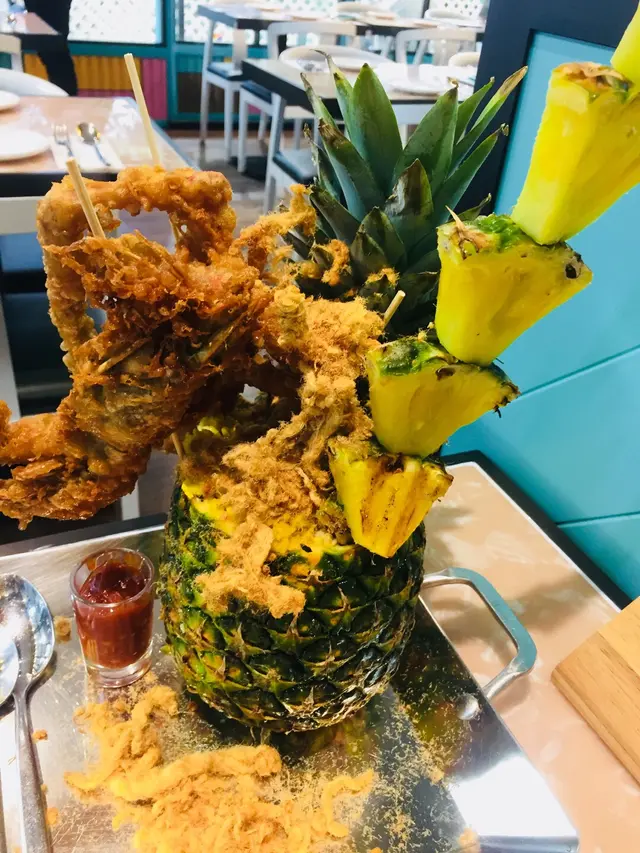 大頭蝦菠蘿炒飯