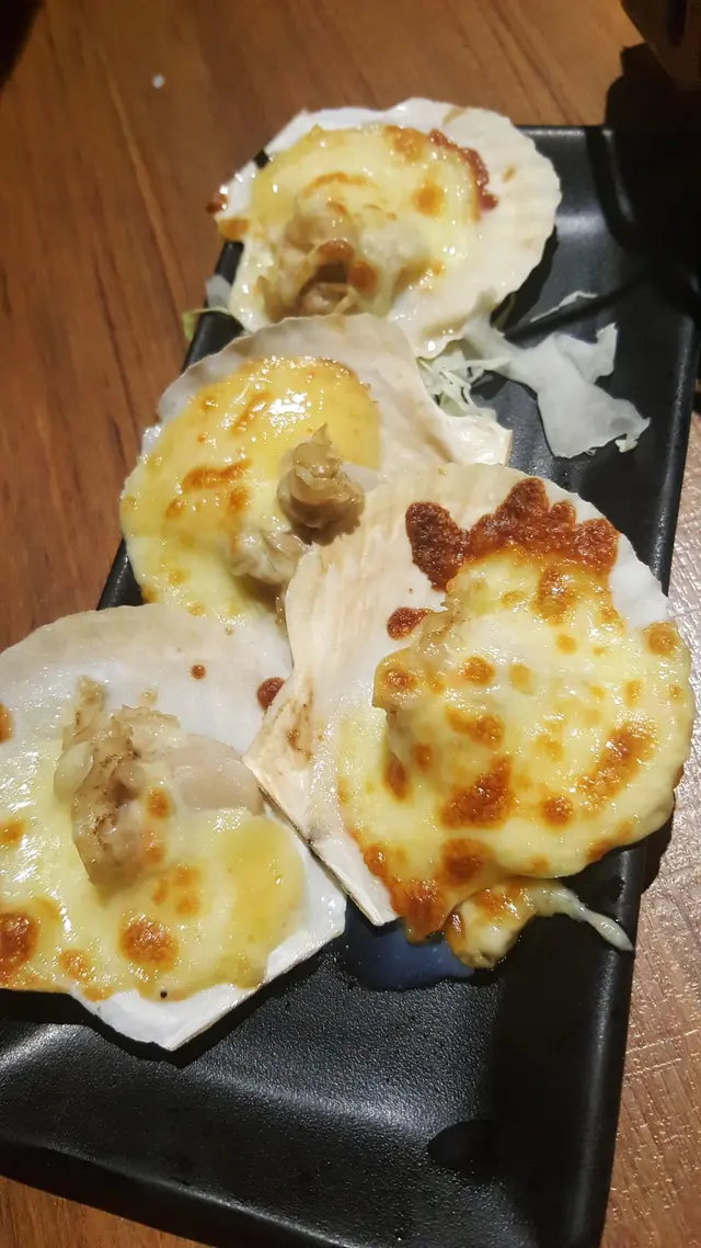 芝士忌廉焗帆立貝