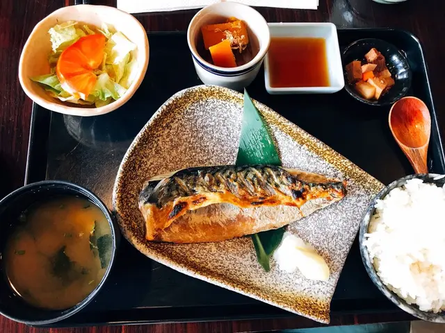 魚油多，魚香在口內徘徊