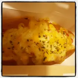 秘製啤酒肉醬熱狗
