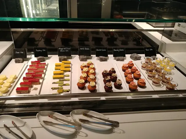 太飽了,什麼也沒吃,拍照留作記念吧