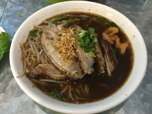 泰式鴨肉金邊粉