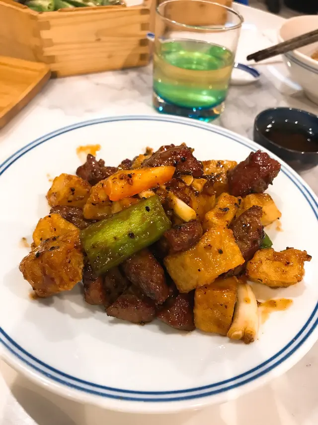 蜜椒土豆安格斯牛柳粒