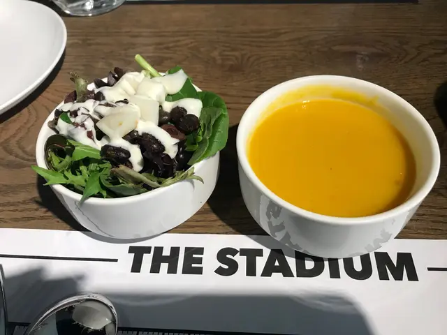 Lunch set- 南瓜湯/ 沙律