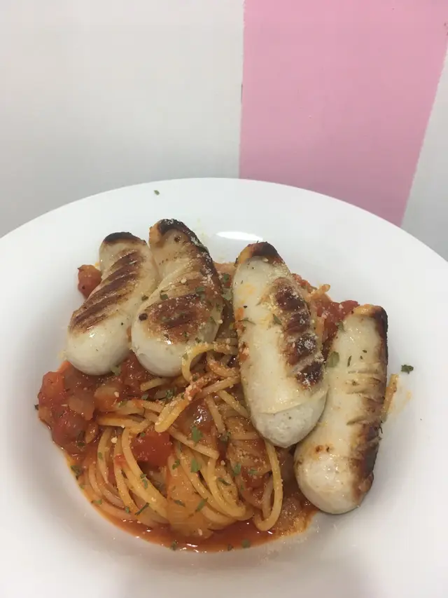 肉腸蕃茄意粉