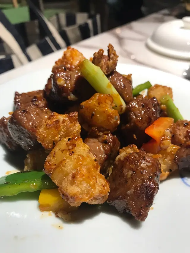 蜜椒土豆安格斯牛柳粒