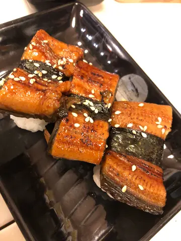 厚切鳗鱼寿司