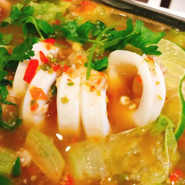 明爐香檸汁原條魷魚筒