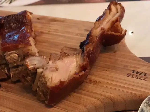 西班牙黑毛豬燒乳豬