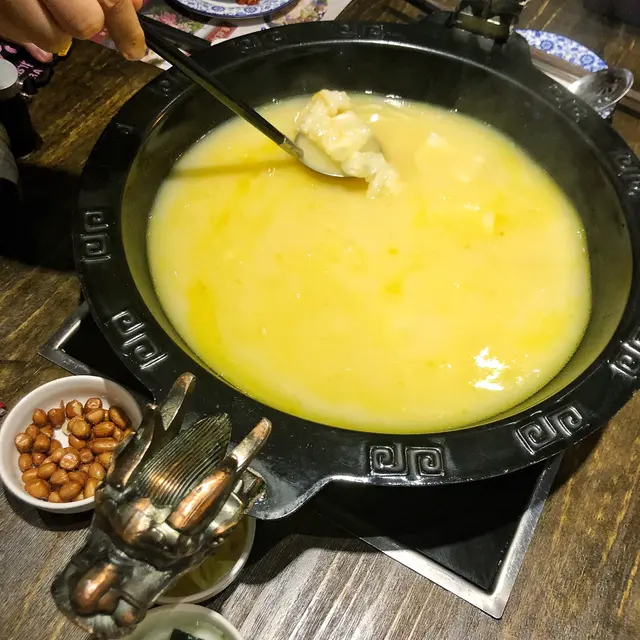 康熙花膠雞湯鍋