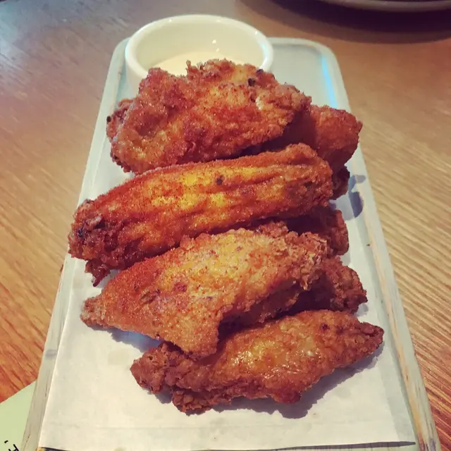 脆炸雞翼蜂蜜丘比醬