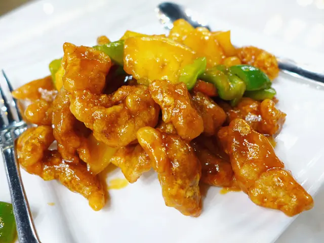 菠蘿咕嚕肉