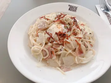 冲绳温泉蛋烟肉忌廉汁意粉