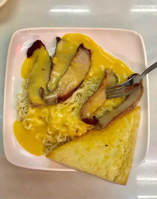 芝士豬頸肉撈丁