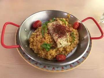 鱼柳龙虾汁镬仔饭