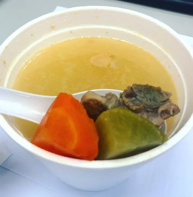 購買午飯加$5換購