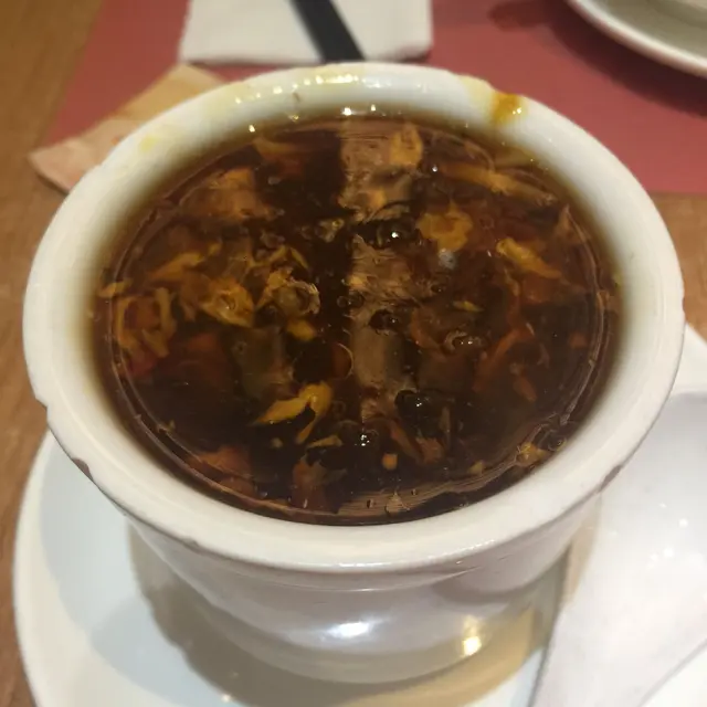 酸辣湯份量吾太夠$48 咪道可以的但湯既料少左