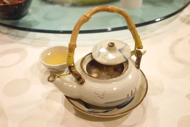 土瓶蒸松茸湯