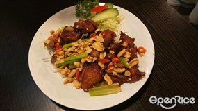 宮廷香辣雞 - Zingmomoon in Kwun Tong 