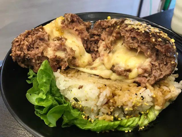 芝士漢堡排飯