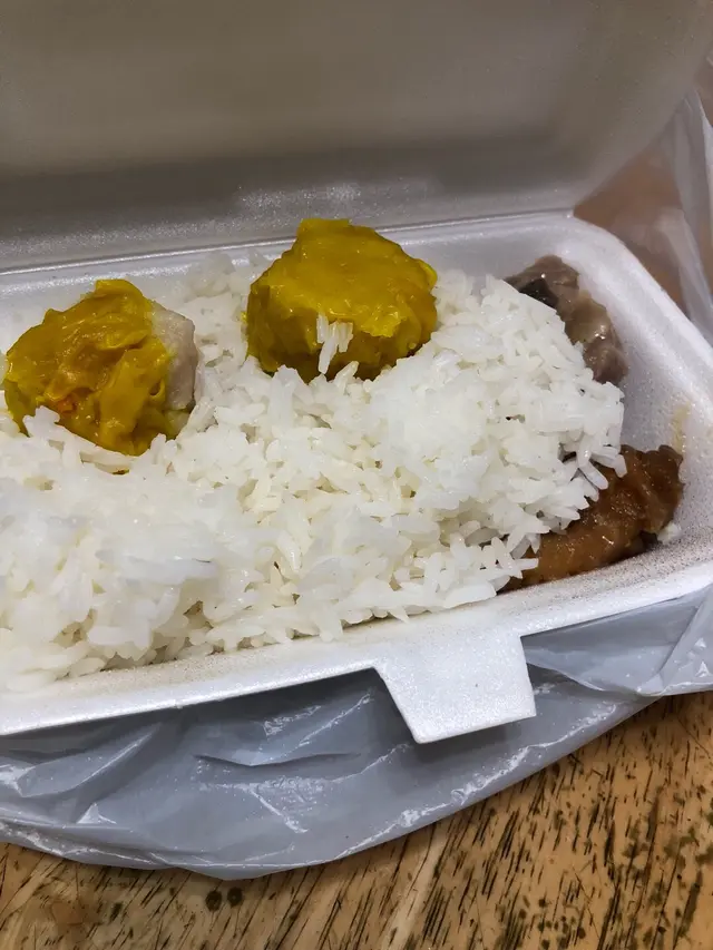 鳳爪排骨飯+燒賣