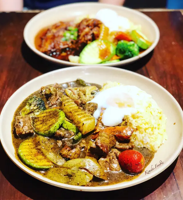 黑芝麻牛肋野菜咖哩飯