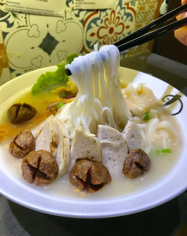 車仔越式湯粉