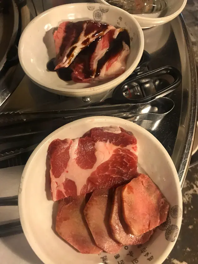 肉肉