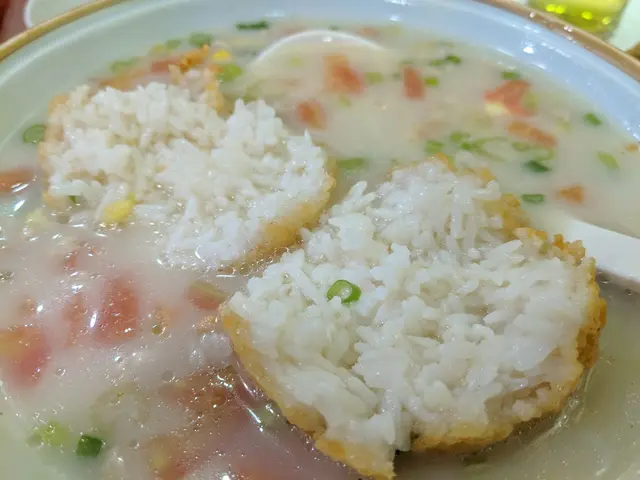 私房金黃球泡飯