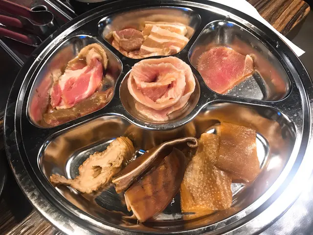 肉拼盤
