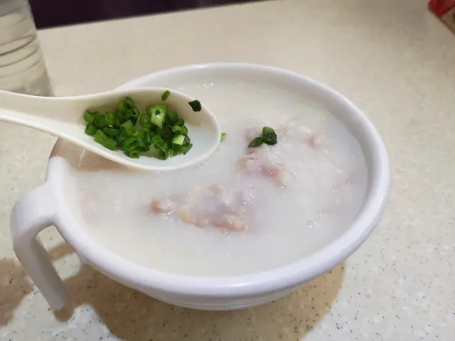 生滾肉片粥