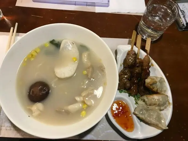 日式雞串+餃子日式湯烏冬