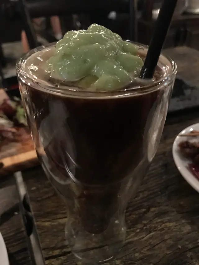 牛油果咖啡