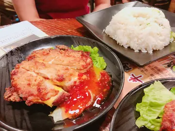 脆炸芝心鸡扒