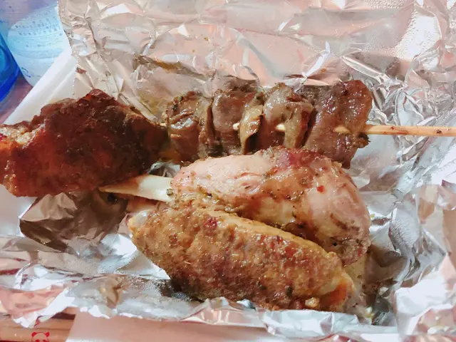 豬仔脾汁燒、雞中翼蒙古燒、爽口雞腎汁燒