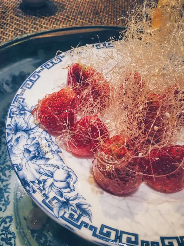 拔絲士多啤梨🍓