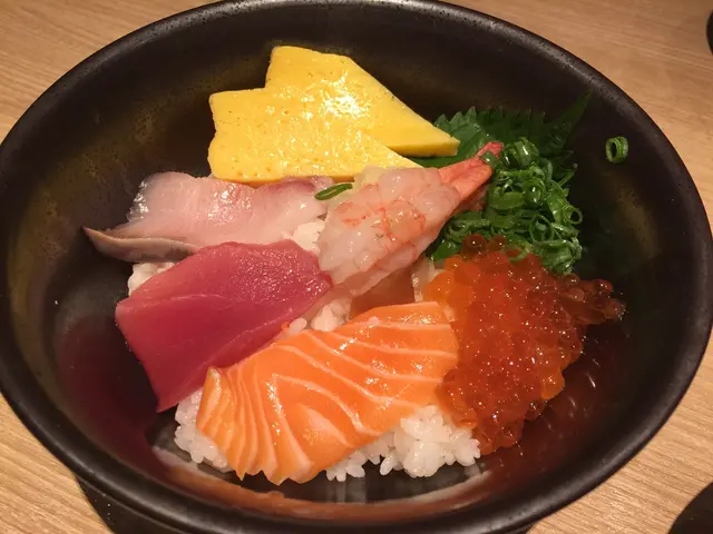 海鮮丼