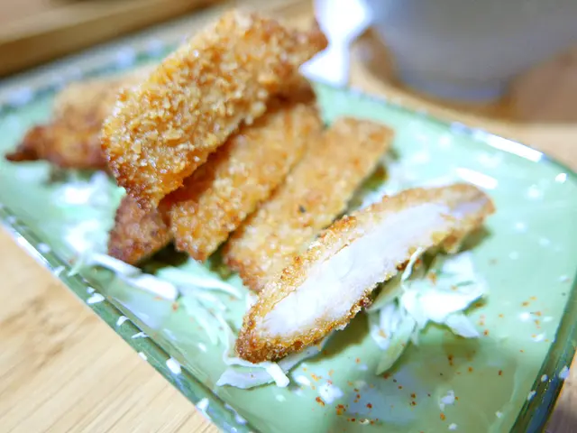 吉列豬扒肉燥飯