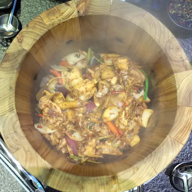 招牌重慶雞煲 (小)
