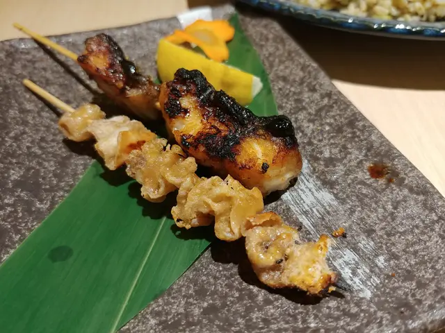 燒白鱔 $88 燒雞皮$38