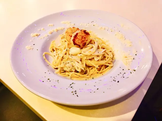 輕煎帶子配自家製香草醬意粉