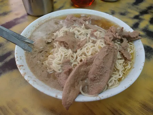 湯夠清甜, 豬潤彈牙鮮甜, 美中不足係個牛肉有少少un