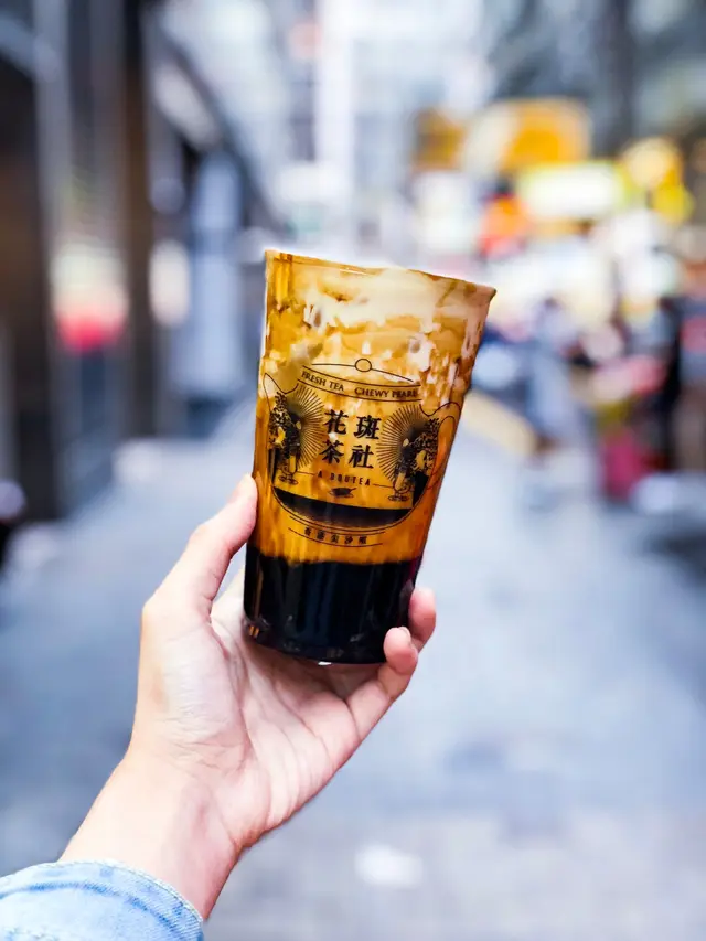 黑糖味超濃郁，珍珠份多，煙韌度很到位。鮮奶base不夠出色